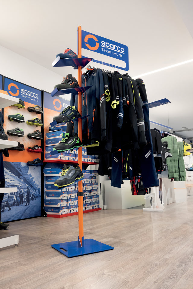 Sparco espositore totem  cm 40x201h sm3000213+grucce